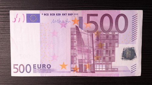 Banconota 500 euro draghi - da,