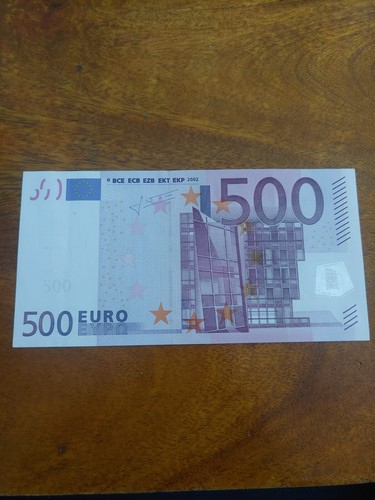 Banconota 500 euro serie - euro, x0